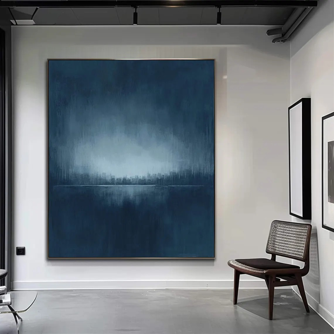 لوحة تجريدية جوية لمنظر طبيعي أزرق ضبابي عند الفجر #MM249