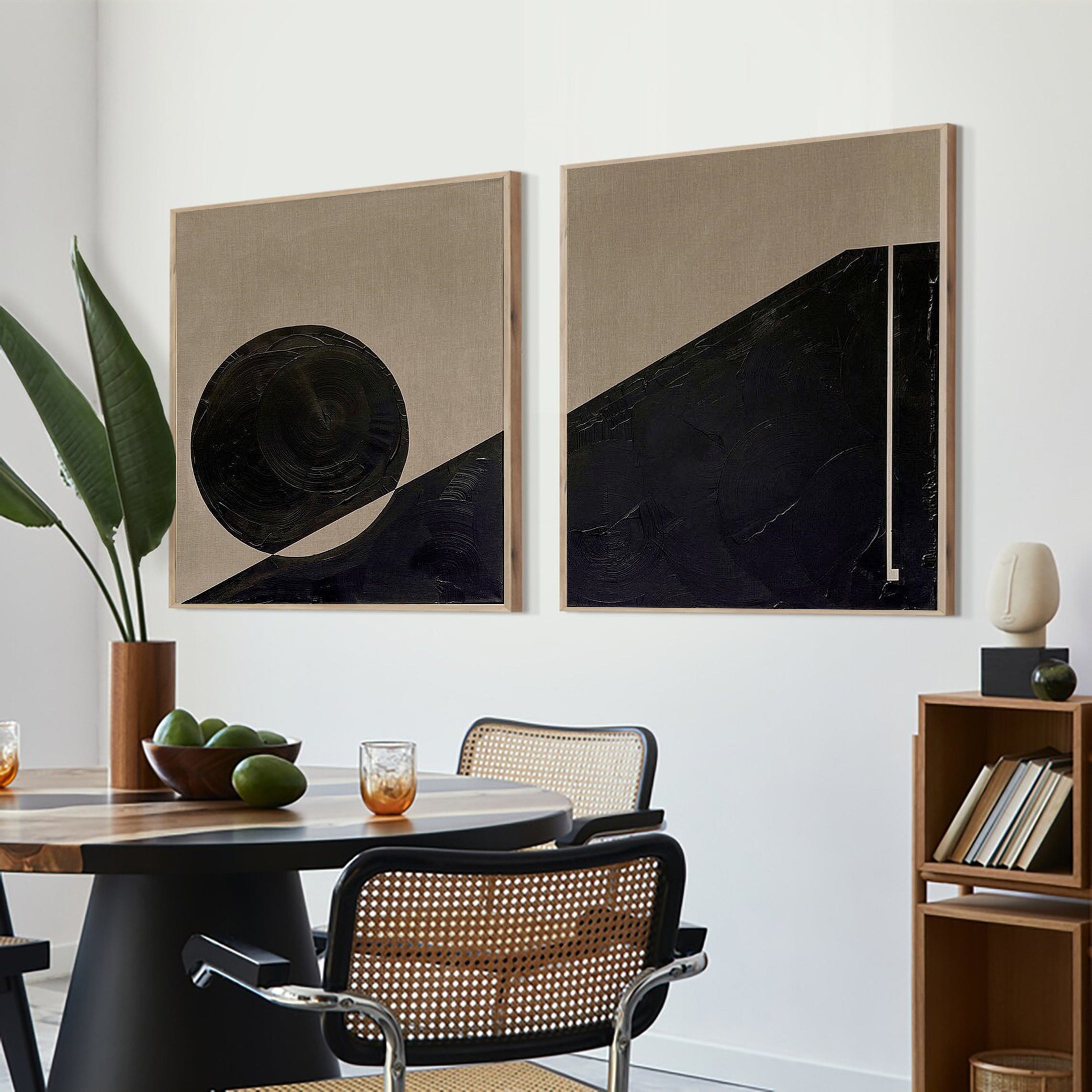 لوحة فنية تجريدية هندسية أنيقة باللونين الأسود والبيج للمنزل #MMS020